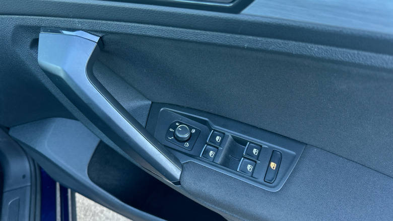 Volkswagen Tiguan 2.0 TDi 150 4Motion SE Nav 5dr DSG Diesel Estate